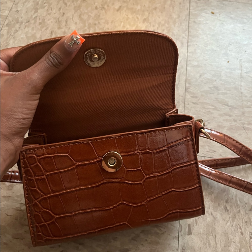 Brown Croc Print Forever 21 Mini Purse - Picture 3 of 4
